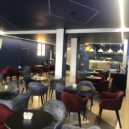 Vila Al2 دراس المظهر الخارجي الصورة